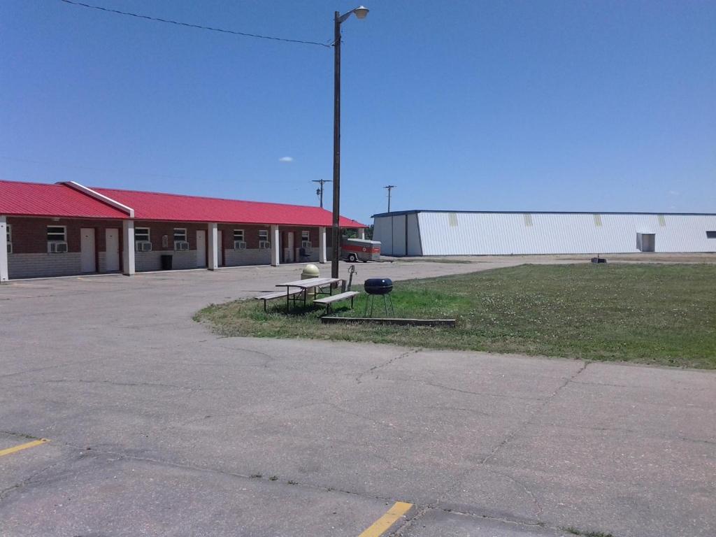 Sportsman Inn - Scottsbluff Exterior photo